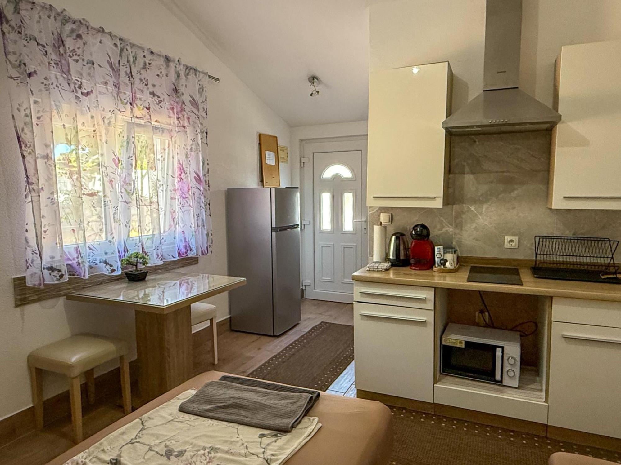 Apartman Meghan Pula Ngoại thất bức ảnh